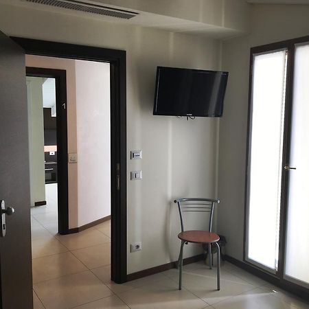 Residenza S.Event B&B Буччинаско Экстерьер фото