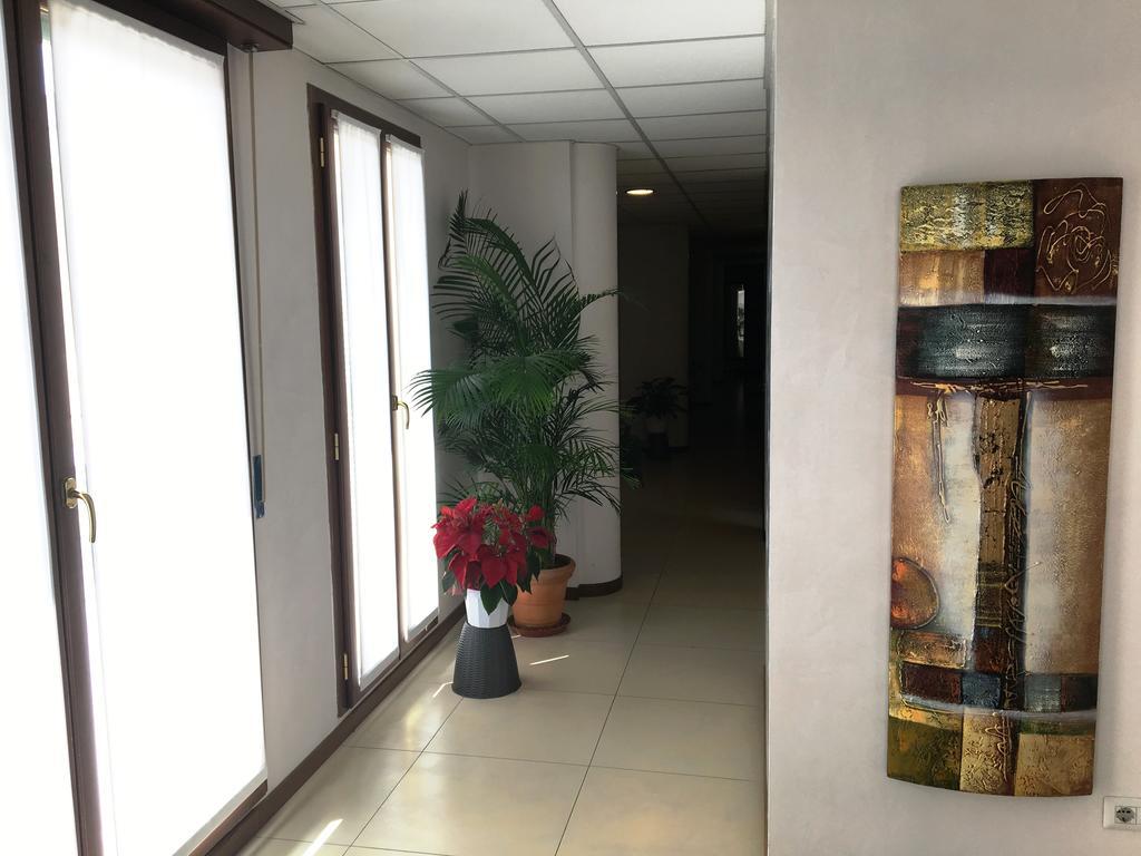 Residenza S.Event B&B Буччинаско Экстерьер фото