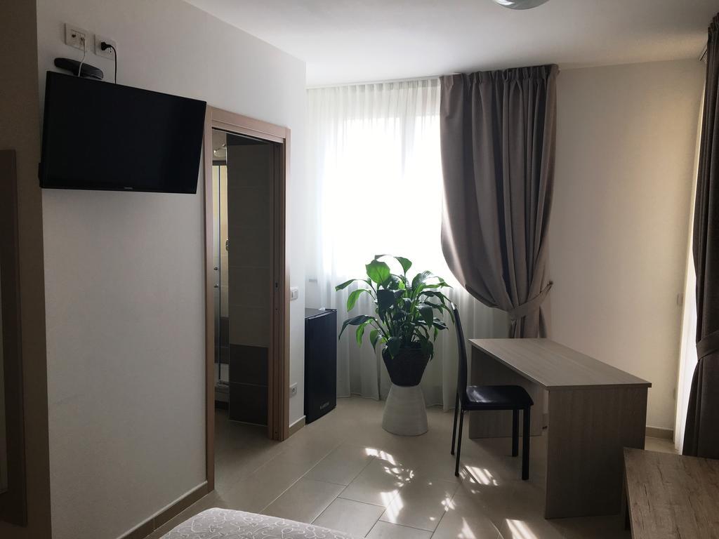 Residenza S.Event B&B Буччинаско Экстерьер фото